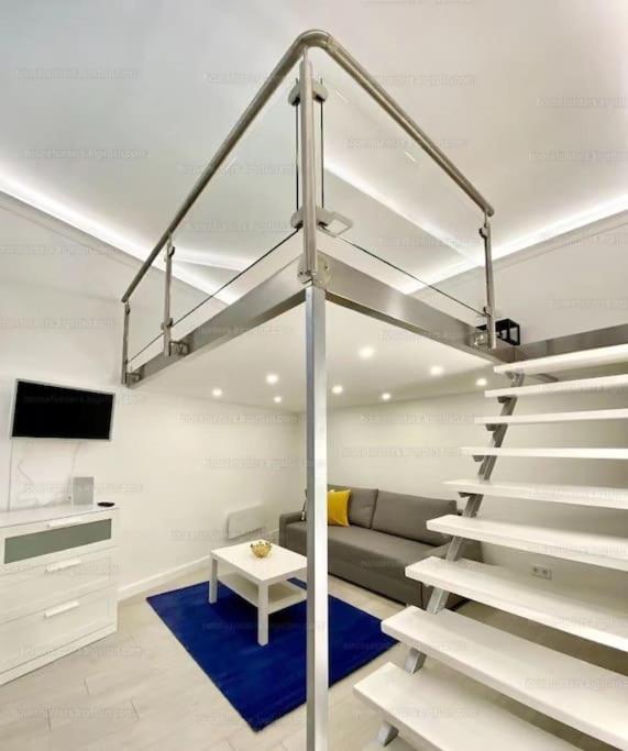 Keleti Palyaudvar Train Station-home Apartment